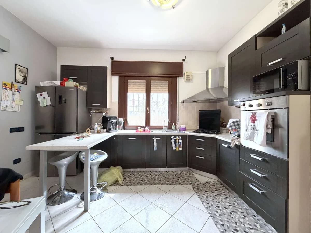 Apartament z ogrodem i garażem w Rosolina (Veneto), zdjęcie 1