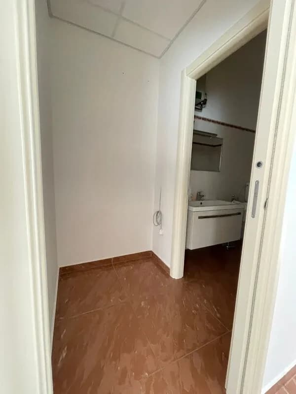 Apartament z potencjałem inwestycyjnym w Grottammare (Marche), zdjęcie 5