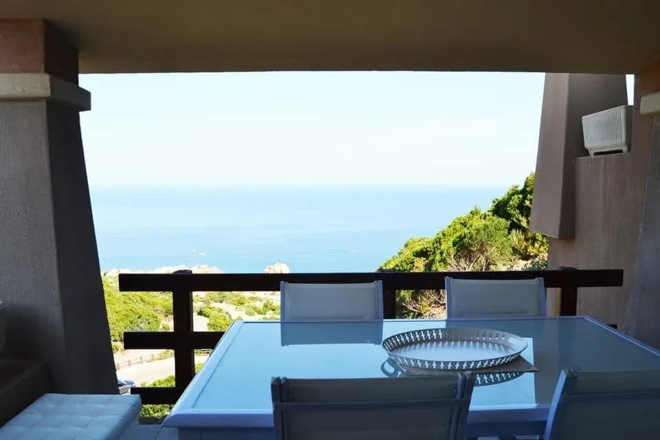 Bliźniacze wille z widokiem na morze, Costa Paradiso (Sardynia), zdjęcie 1